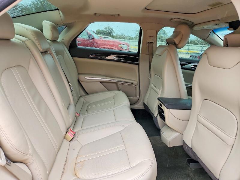 2016 Lincoln MKZ