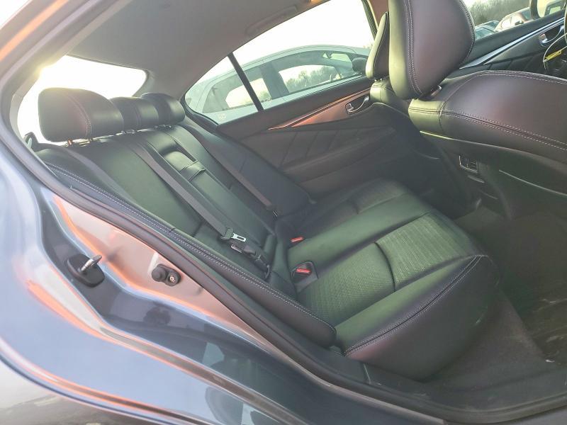 2018 Infiniti Q50 Luxe