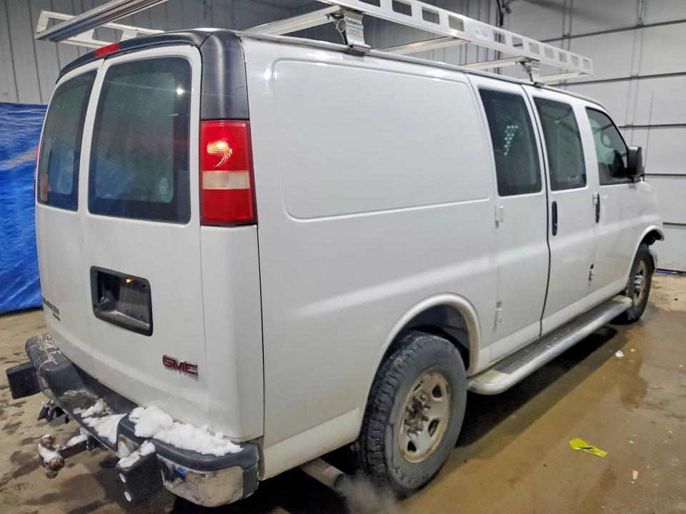 2015 GMC Savana G2500 Utility / Service Van