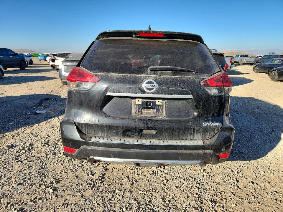 2020 Nissan Rogue sv
