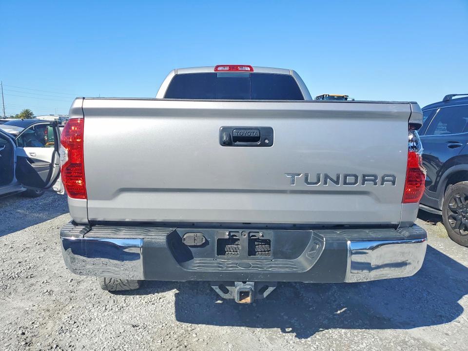 2014 Toyota Tundra Double cab sr