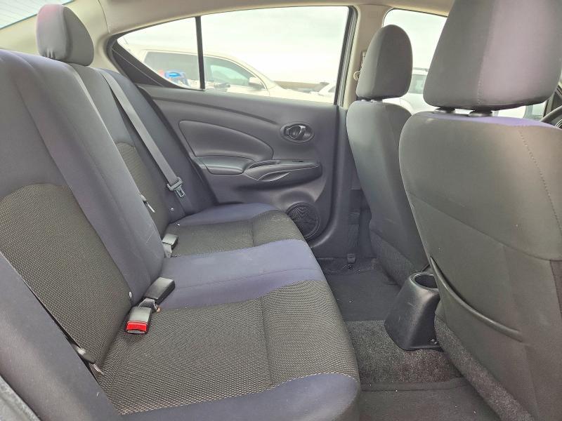 2012 Nissan Versa 1.6 s