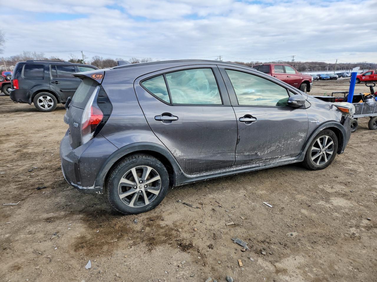 2019 Toyota Prius c l