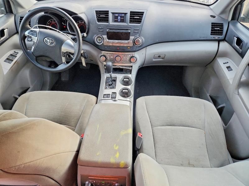 2012 Toyota Highlander Base