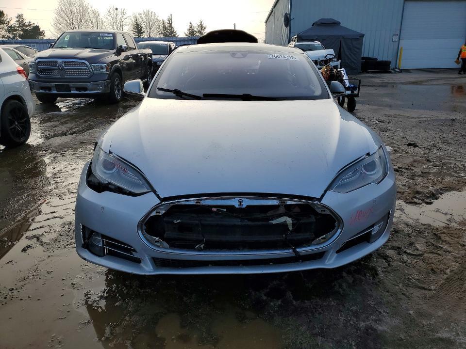 2014 Tesla Model s