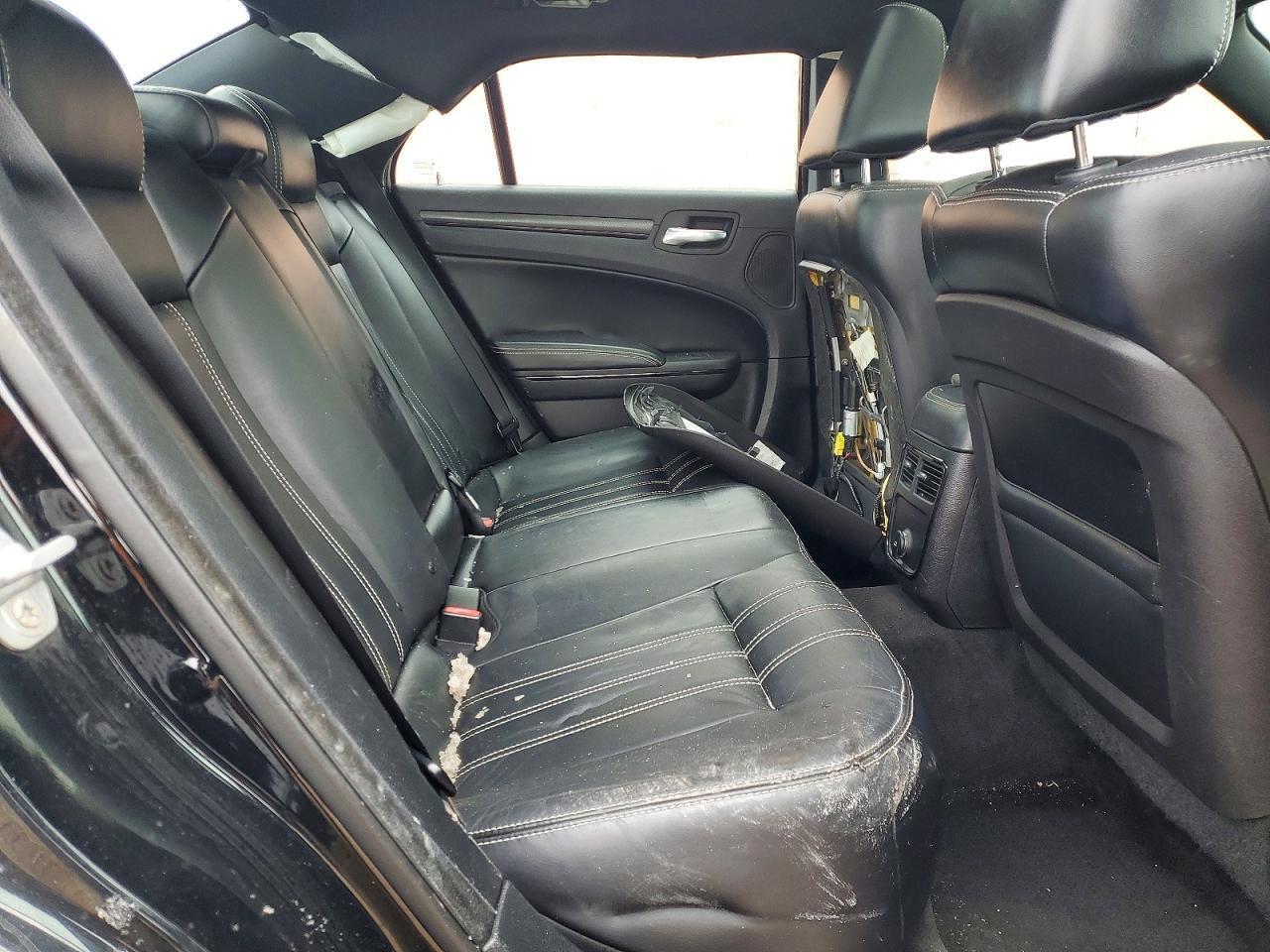 2014 Chrysler 300 s