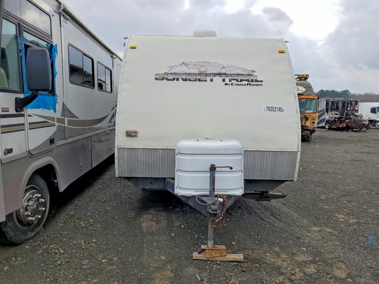 2011 Sunsettrail Recreational Vehicle (RV)