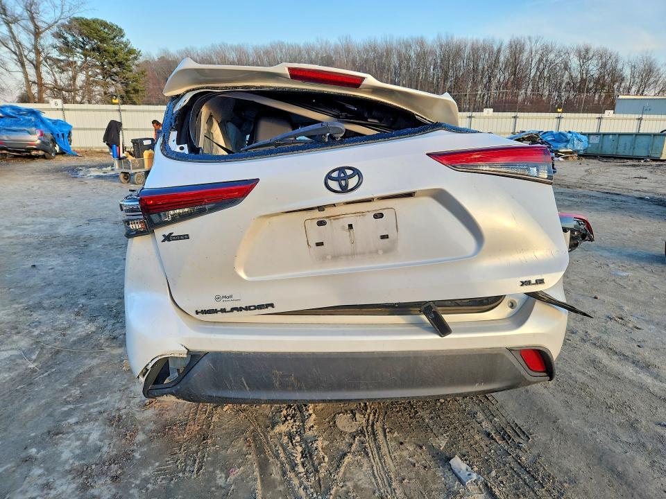 2023 Toyota Highlander xle