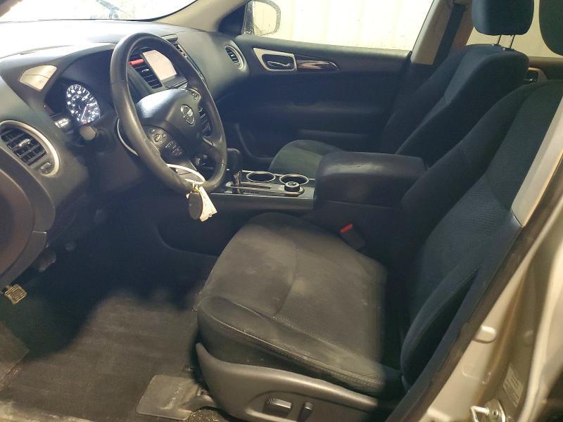 2015 Nissan Pathfinder sv