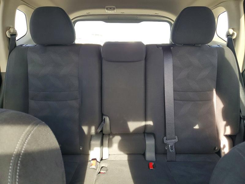 2015 Nissan Rogue sv