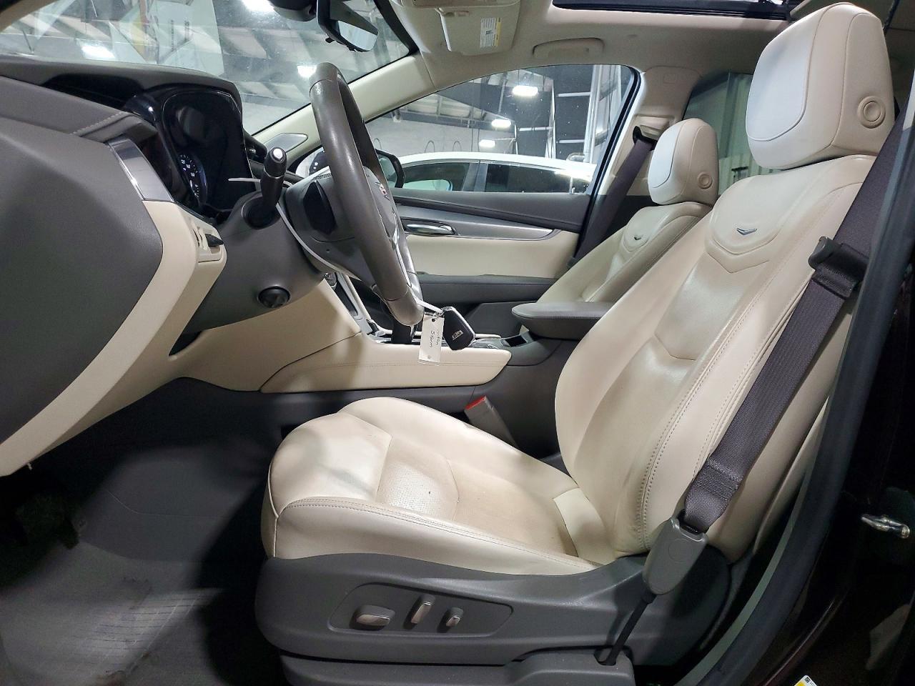 2020 Cadillac XT5 Premium Luxury
