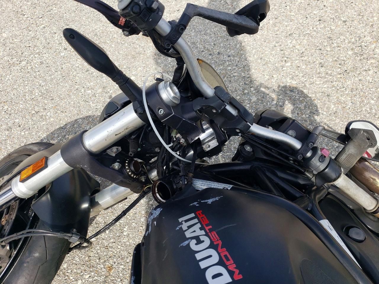 2015 Ducati Monster 821