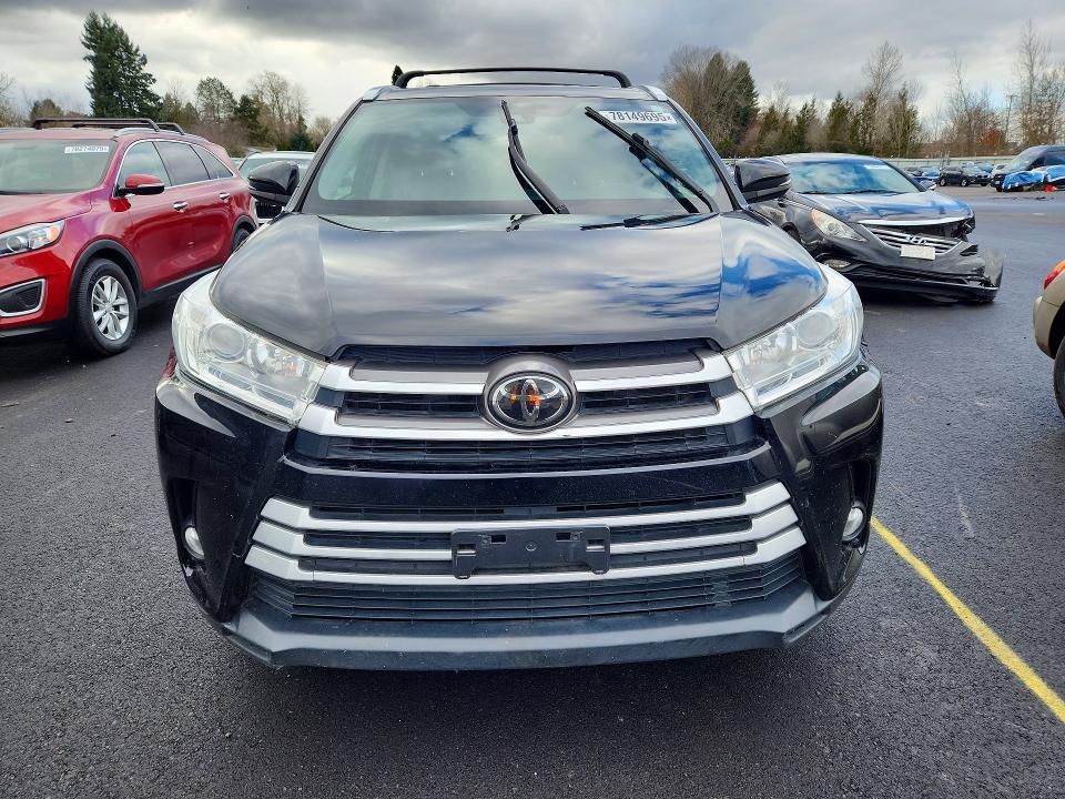 2019 Toyota Highlander se