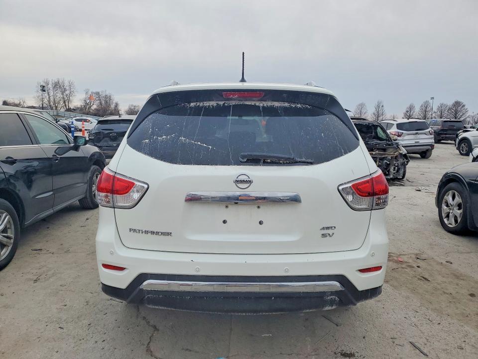 2016 Nissan Pathfinder s