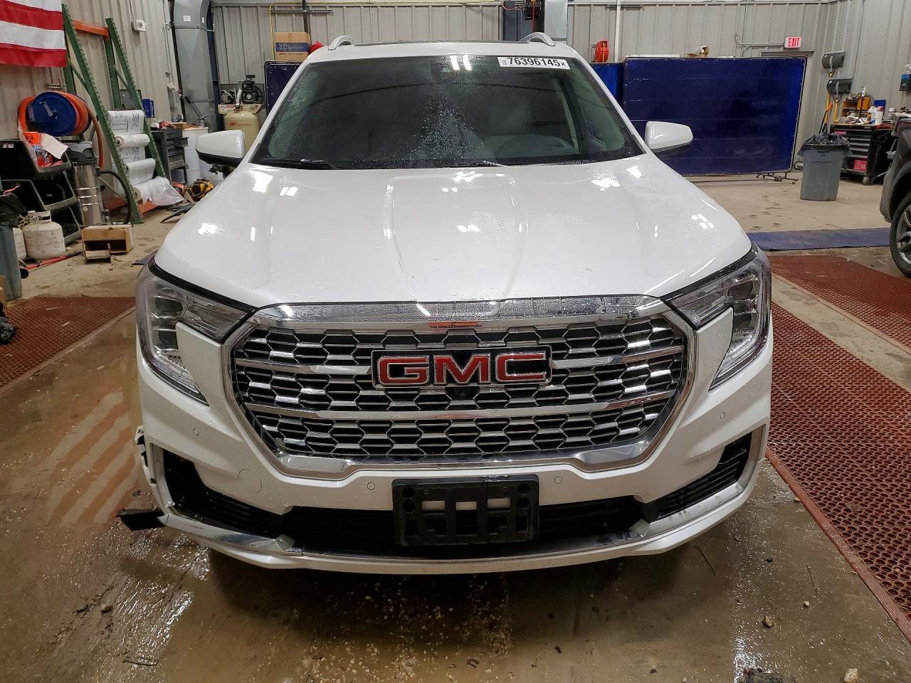 2024 GMC Terrain Denali
