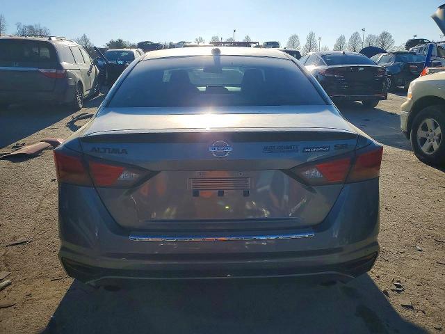 2022 Nissan Altima sr