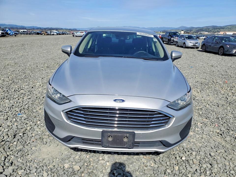 2019 Ford Fusion se