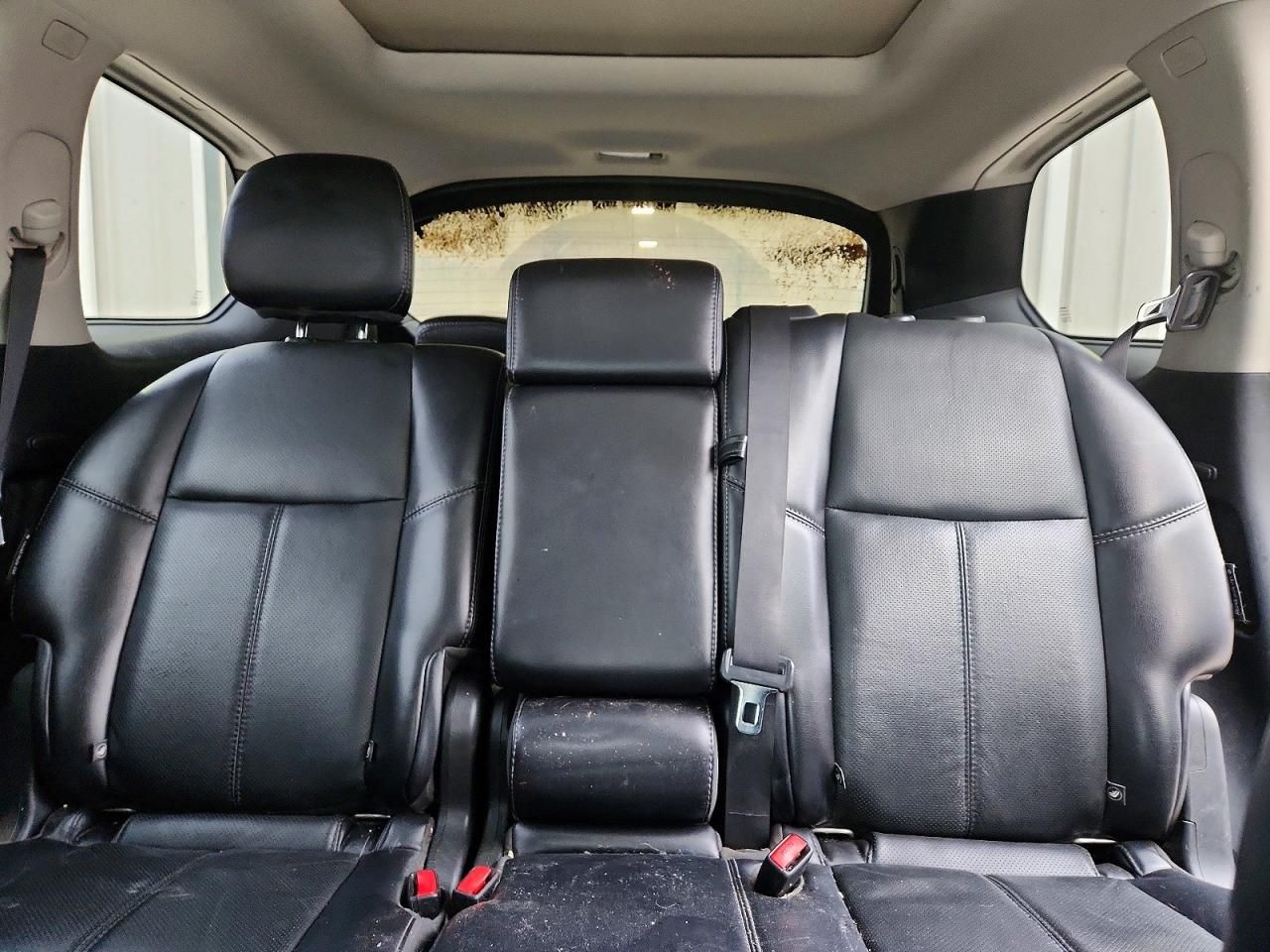 2018 Nissan Pathfinder s