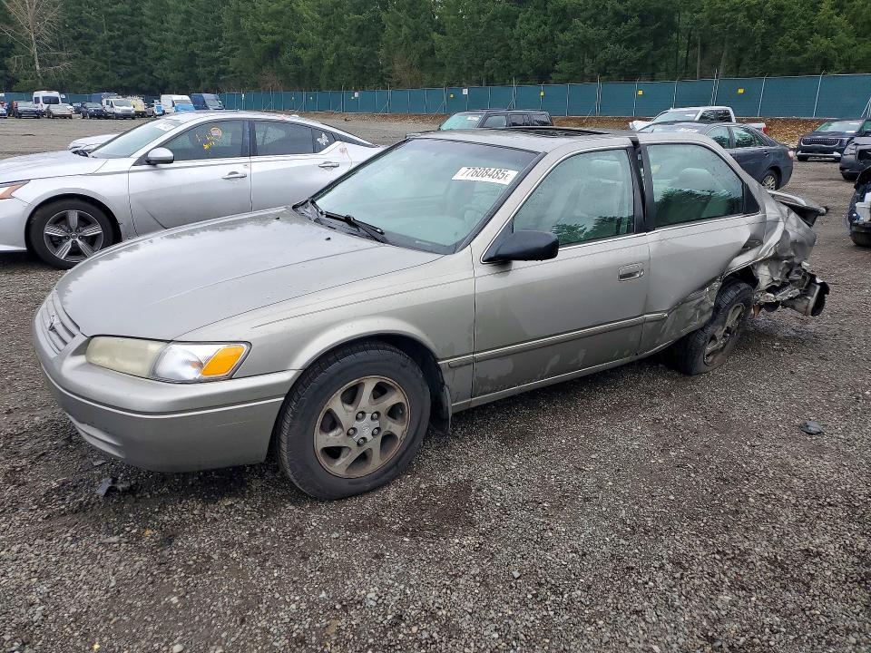 1998 Toyota Camry le V6