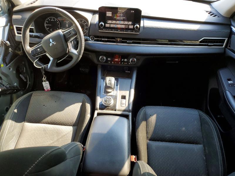 2022 Mitsubishi Outlander es