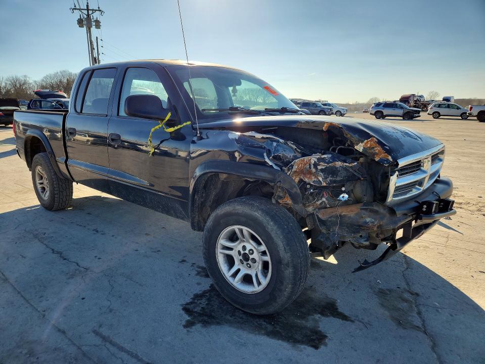 2004 Dodge Dakota Quad Sport