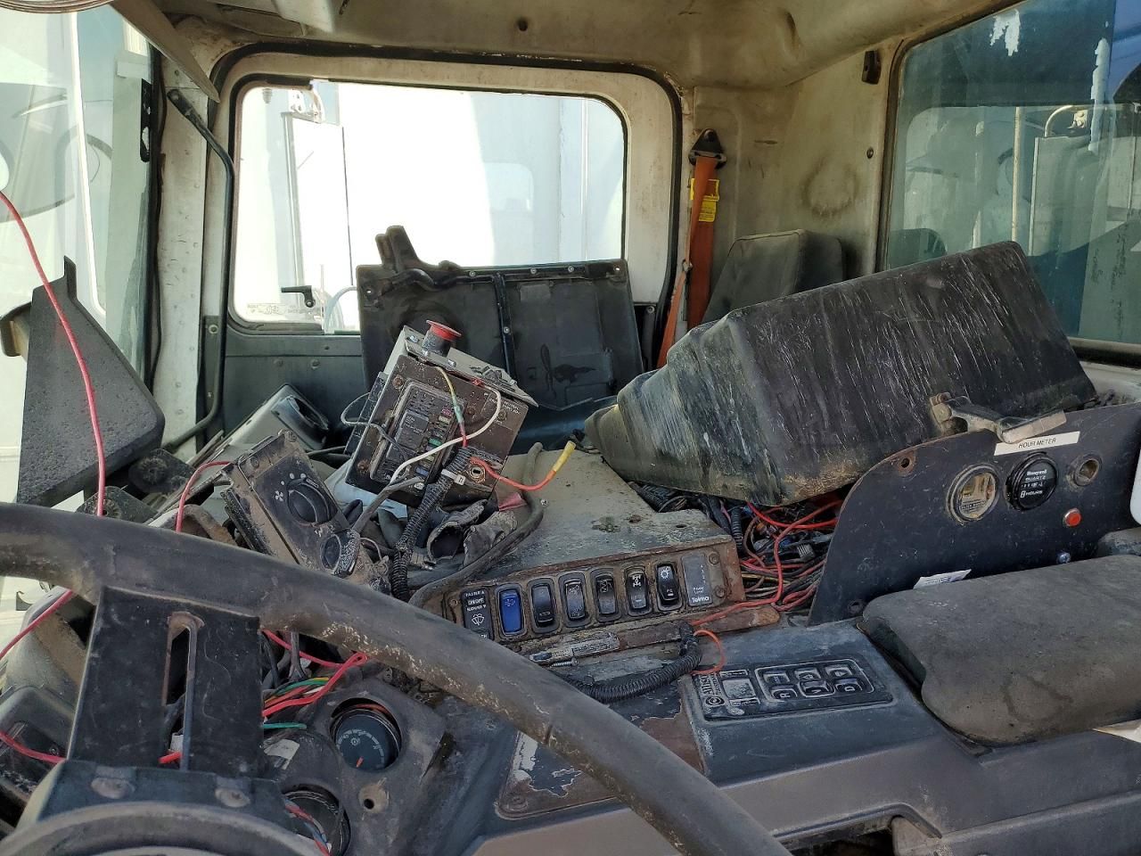 2009 Mack MRU600 Refuse Truck