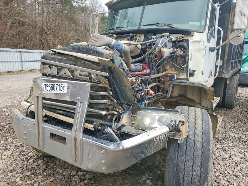 2007 Mack CTP713 Dump Truck