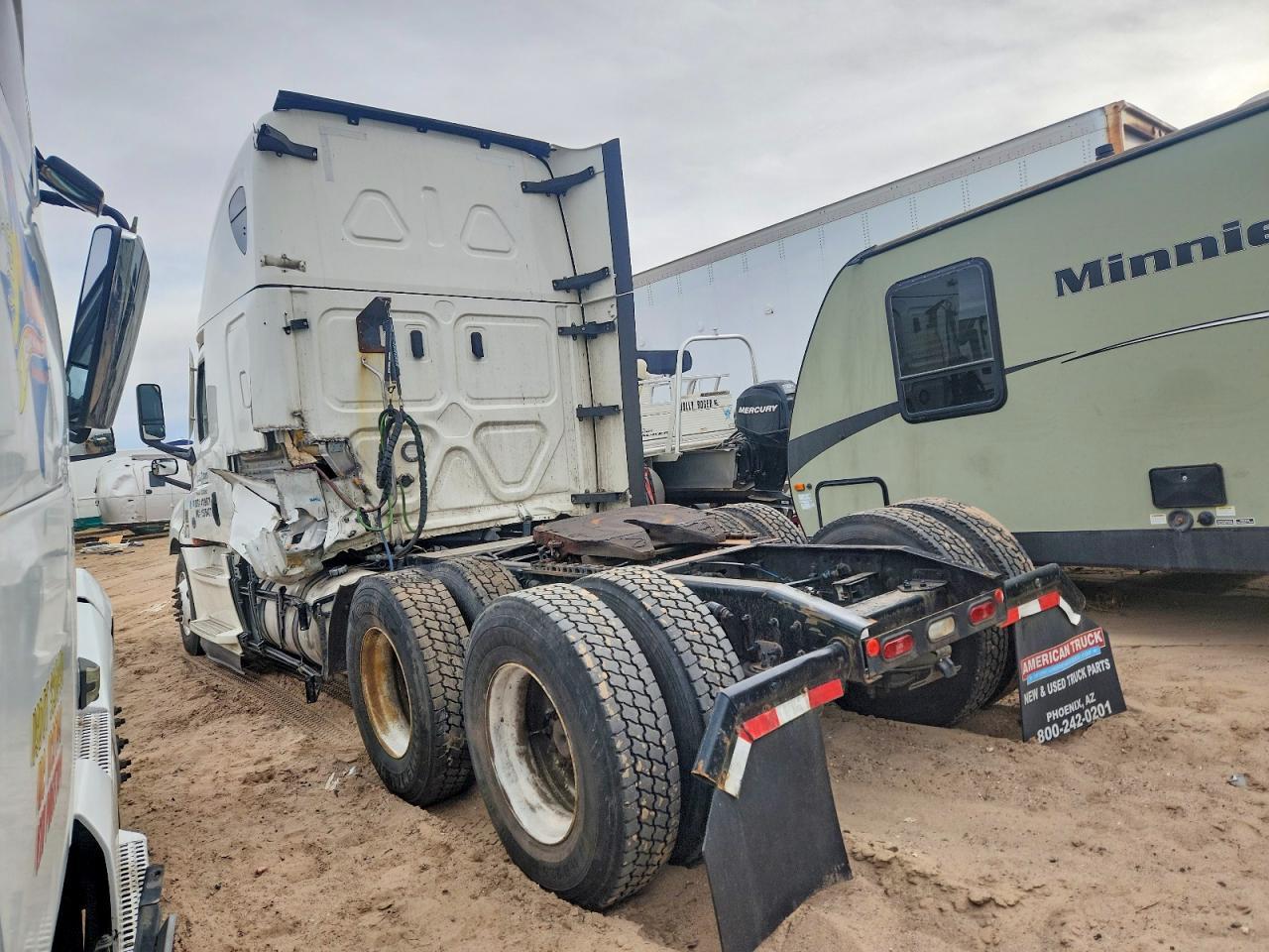2021 Freightliner Cascadia 126