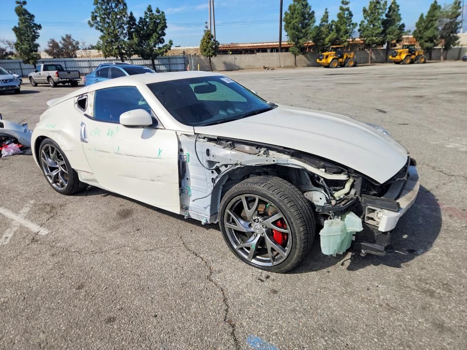 2014 Nissan 370z Base