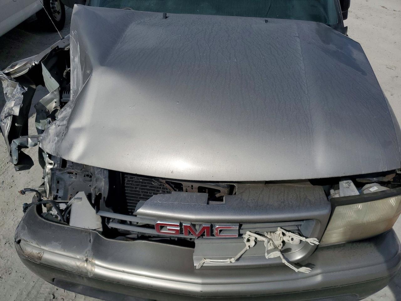 1999 GMC Sonoma