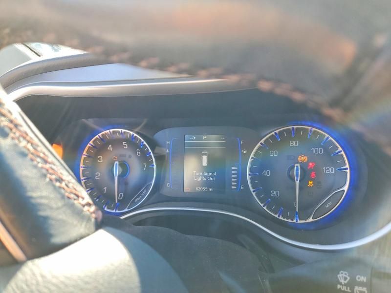 2020 Chrysler Pacifica Touring l