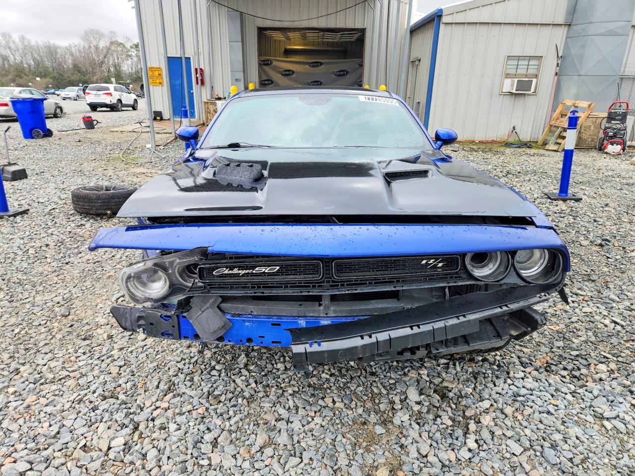 2020 Dodge Challenger r