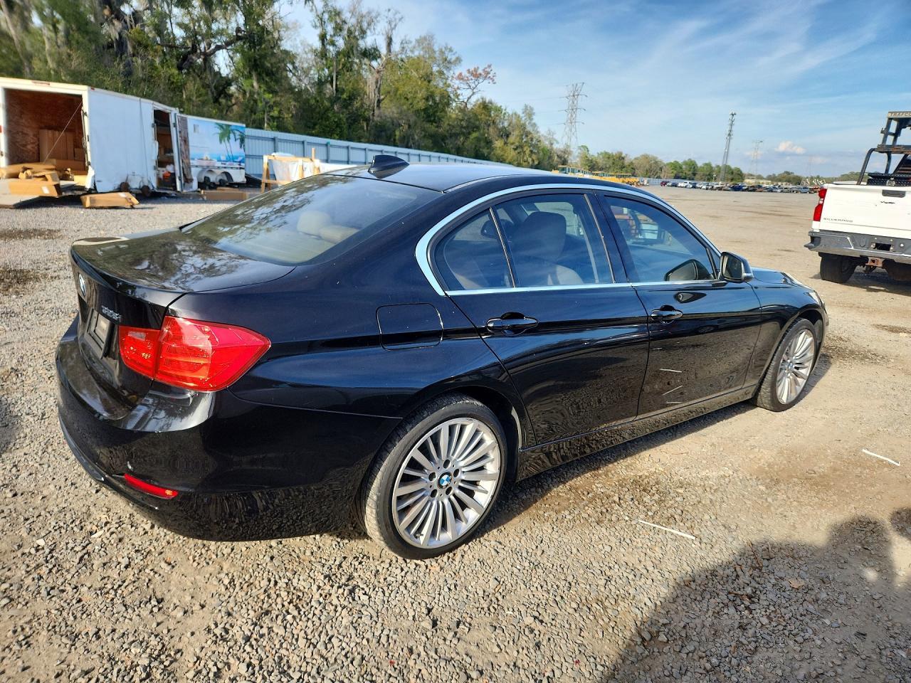 2013 BMW 328 i Sulev