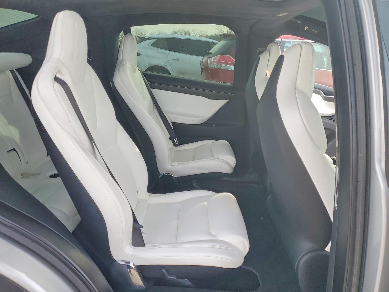 2017 Tesla Model x