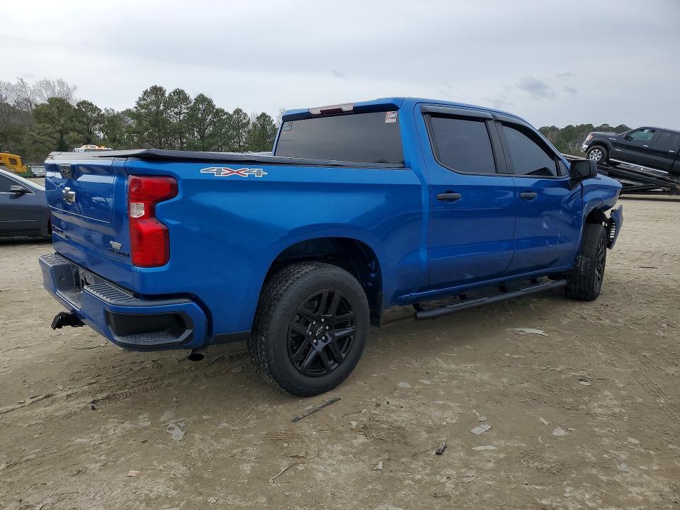 2022 Chevrolet Silverado K1500 Custom