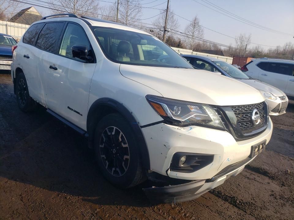 2020 Nissan Pathfinder sl
