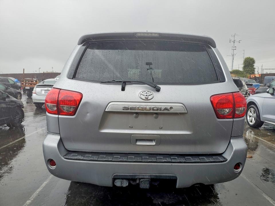 2012 Toyota Sequoia SR5