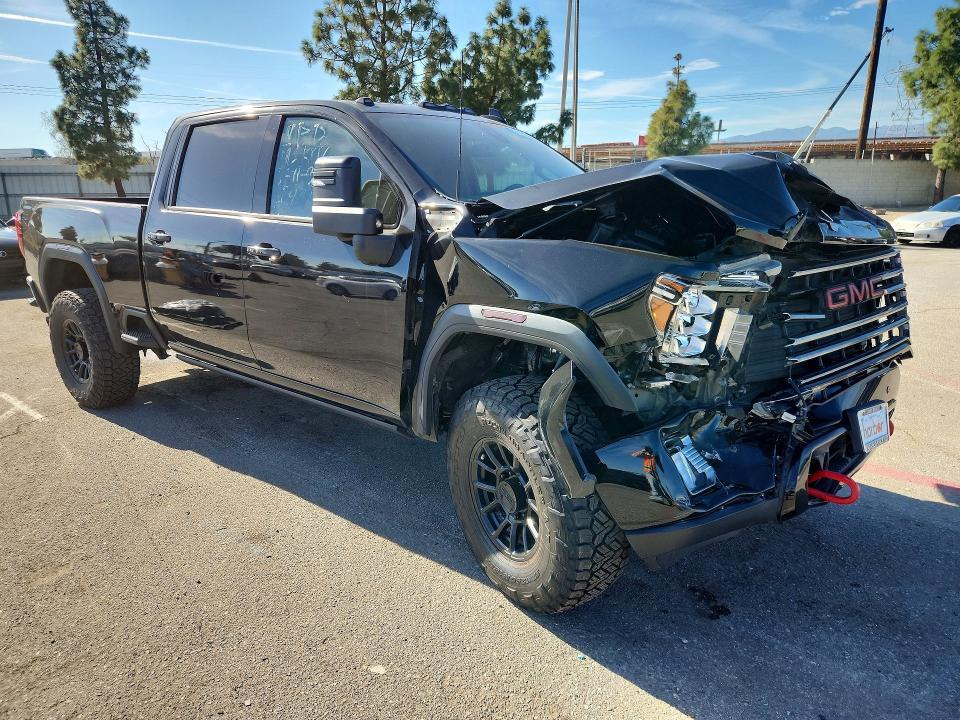 2021 GMC Sierra K2500 AT4