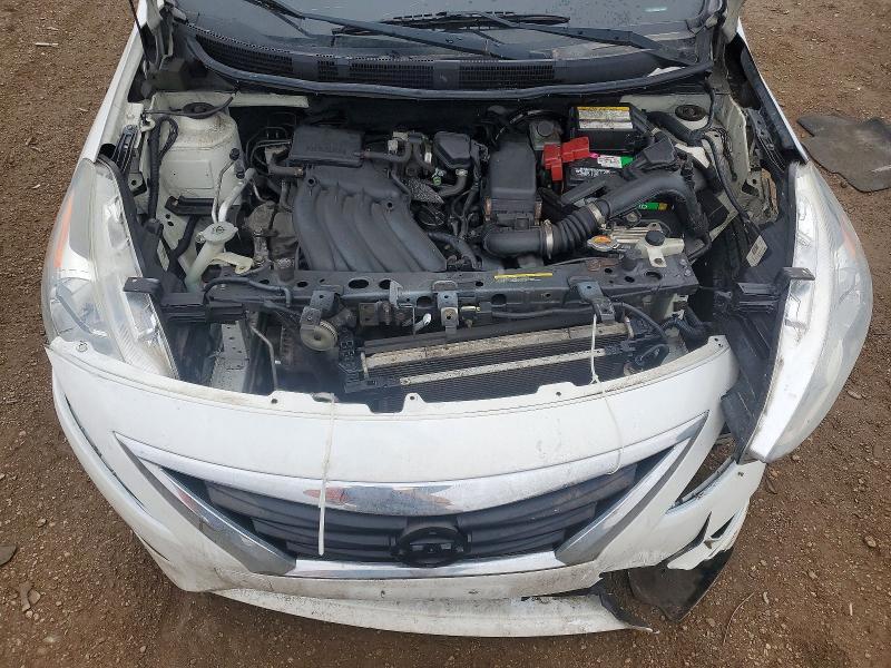 2016 Nissan Versa s
