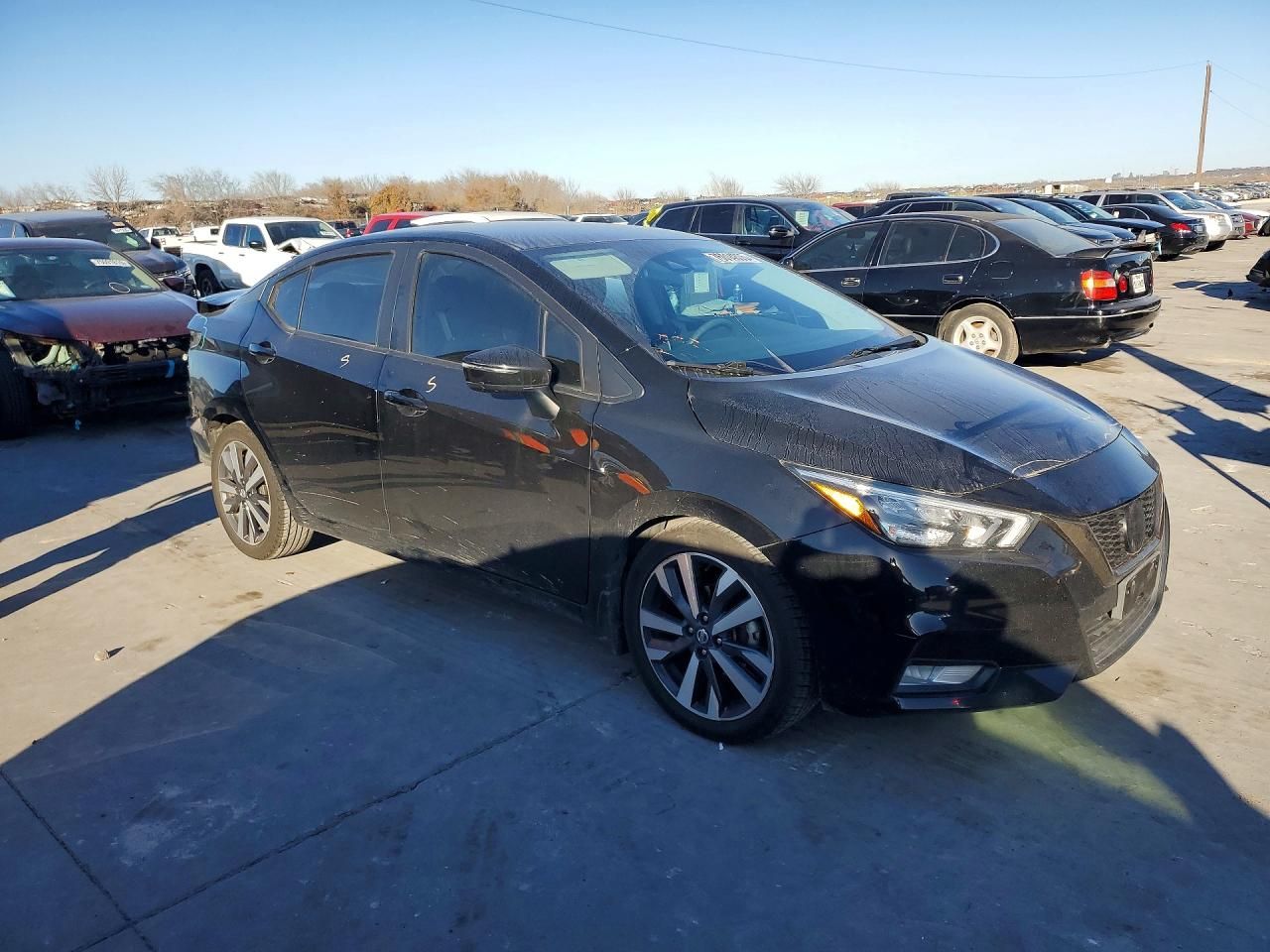2020 Nissan Versa sr