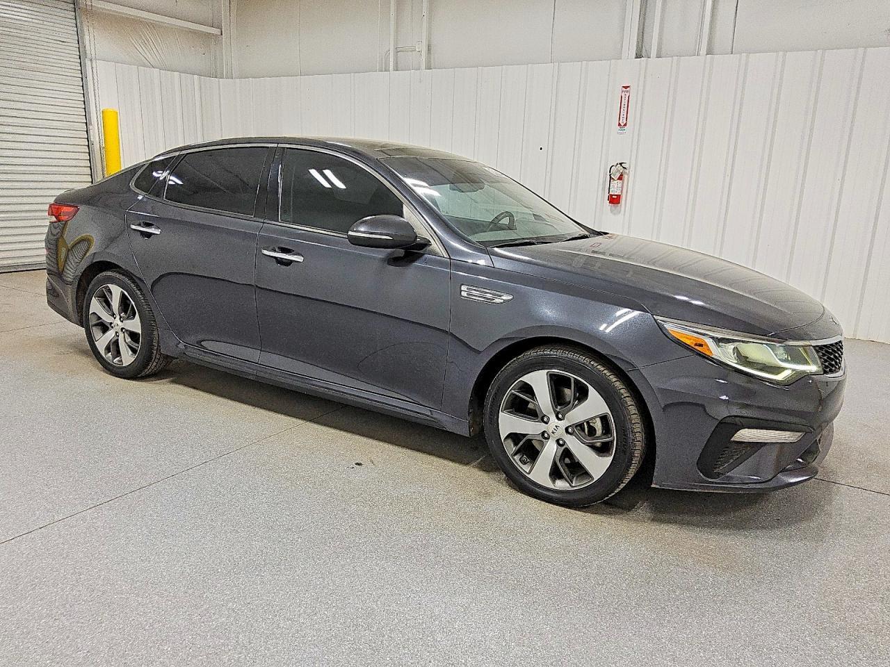 2019 KIA Optima s