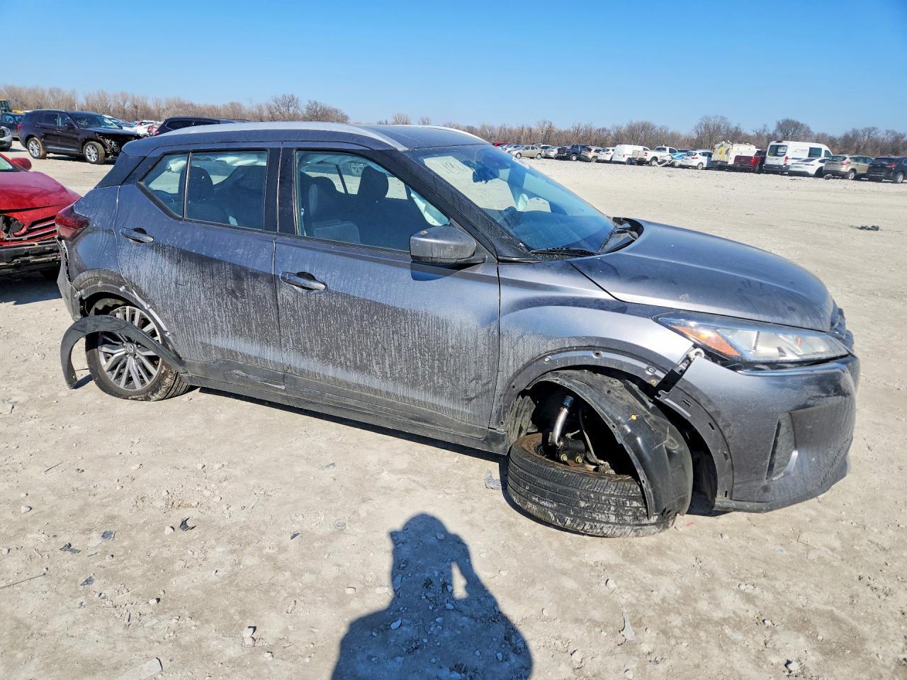 2021 Nissan Kicks sv