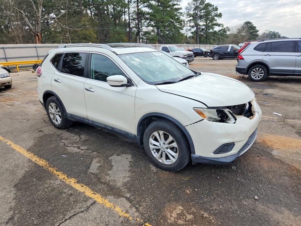 2015 Nissan Rogue sv