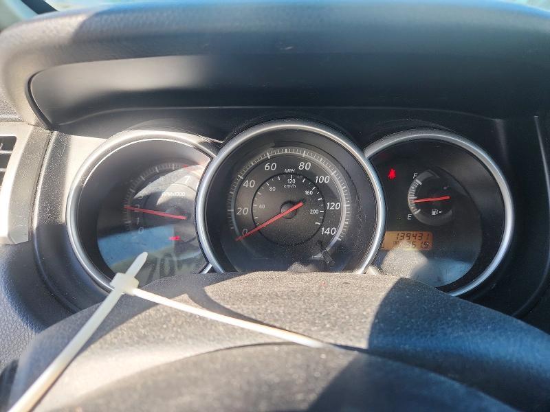 2011 Nissan Versa 1.8 s