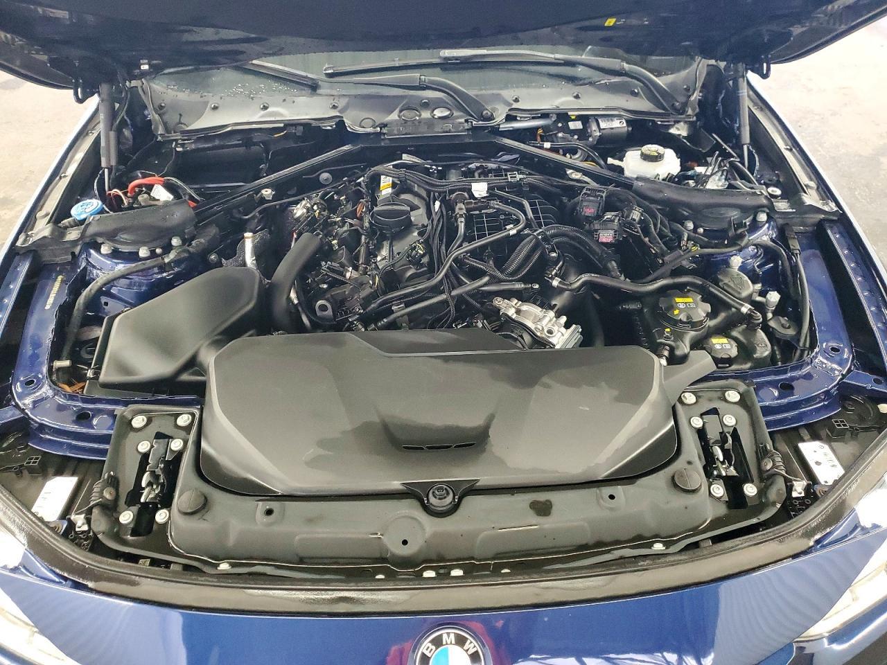 2018 BMW 330 i