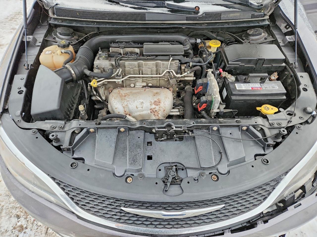 2016 Chrysler 200 s