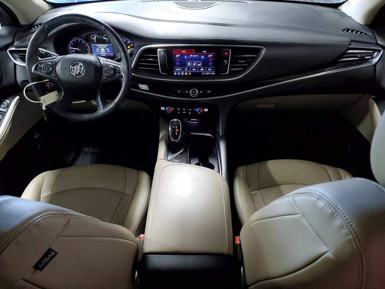 2020 Buick Enclave Essence