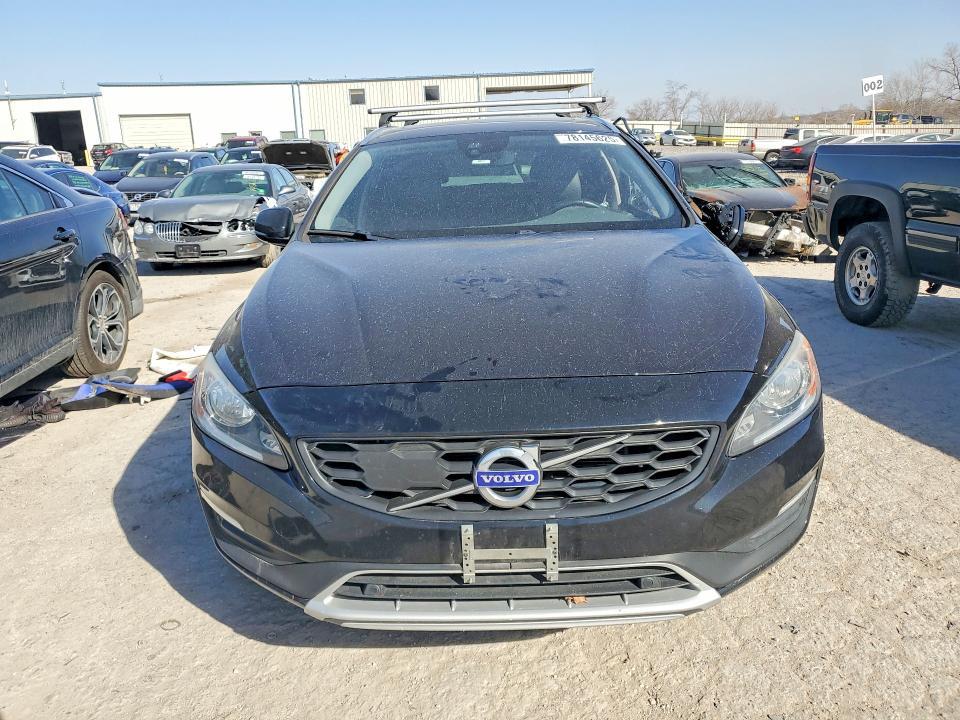 2018 Volvo V60 Cross Country Premier