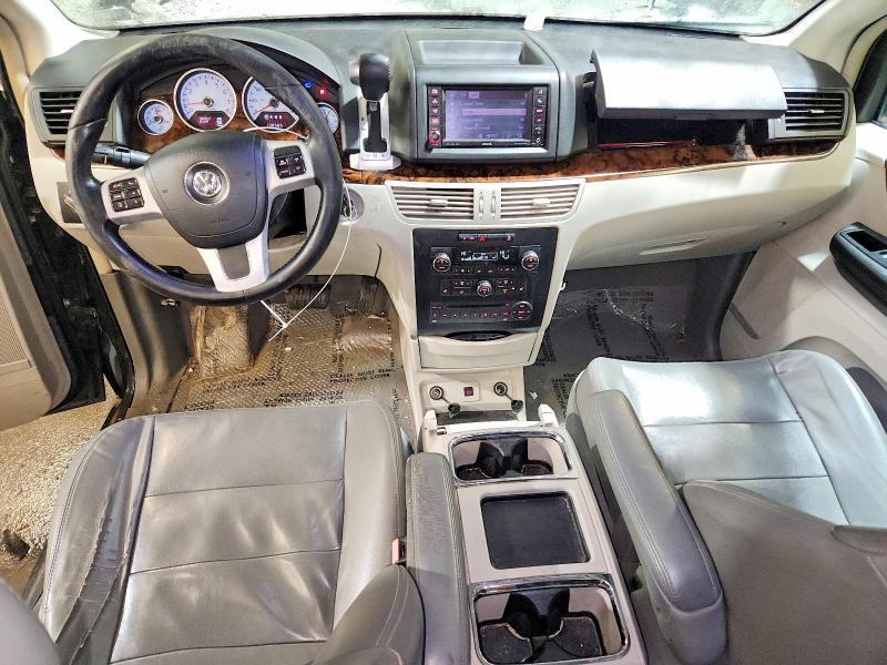 2012 Volkswagen Routan sel Premium