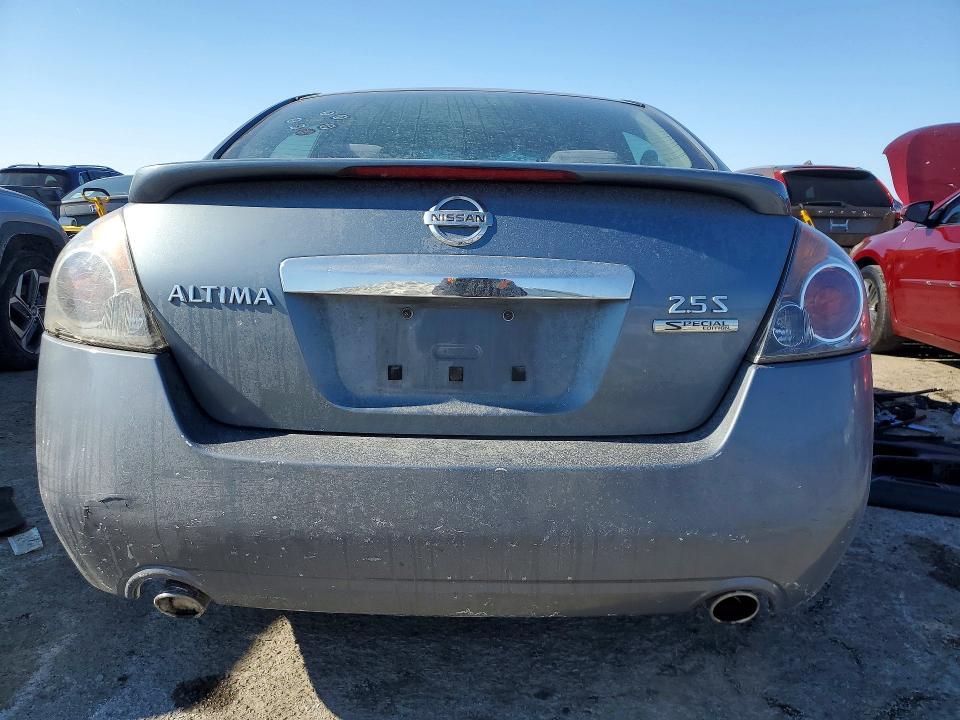 2011 Nissan Altima Base